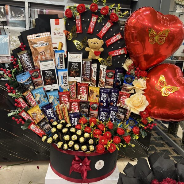 Anniversary Bliss Hamper Bouquet